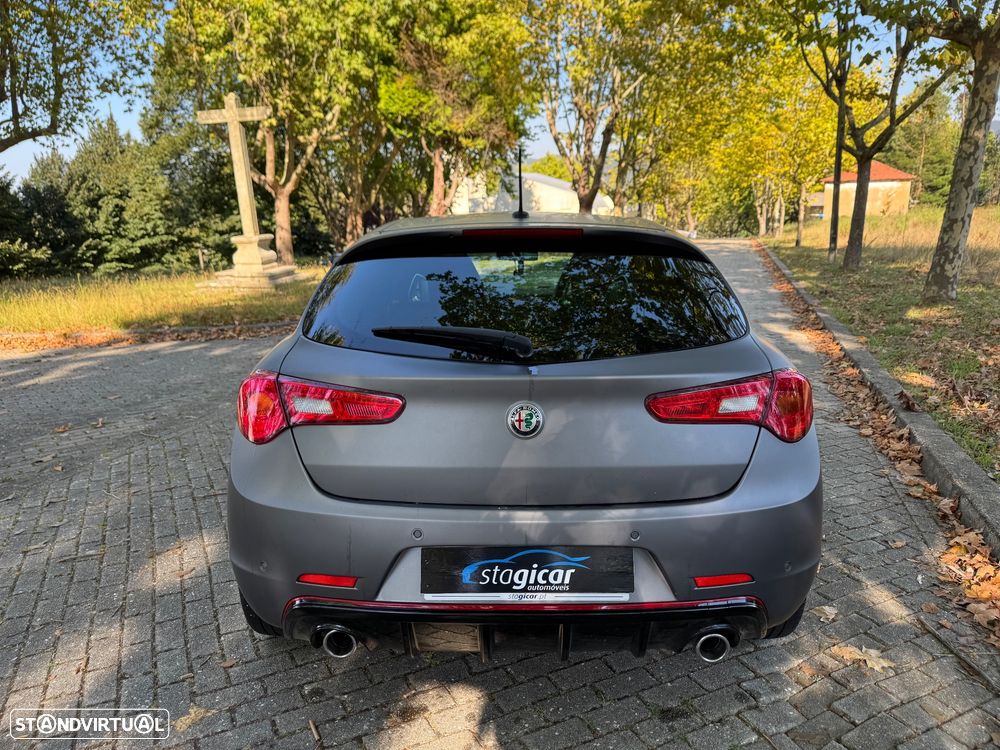 Alfa Romeo Giulietta 1.6 JTDM 16V TCT Lusso Ti - 14