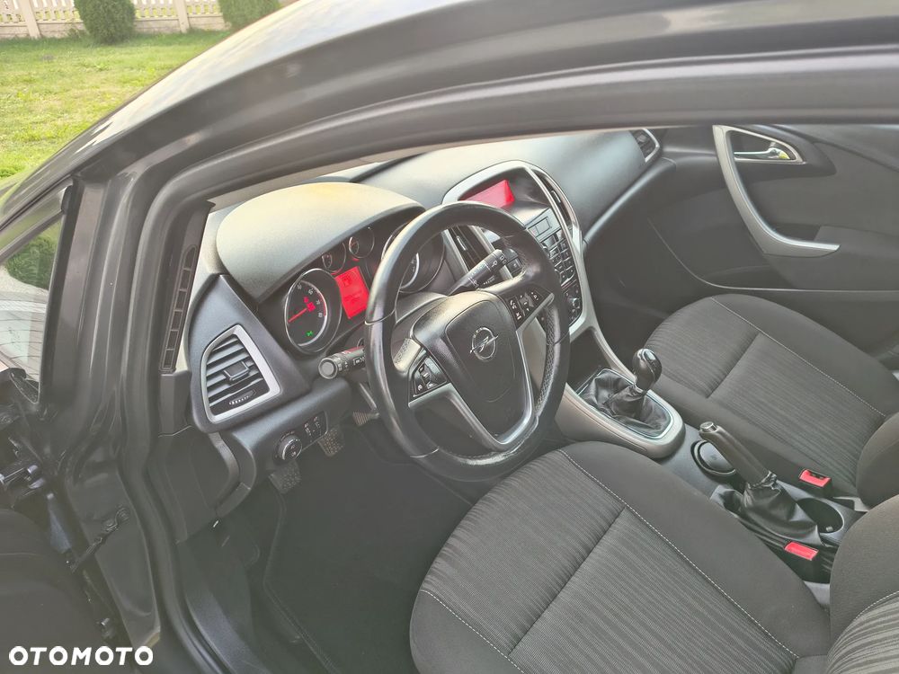 Opel Astra 1.4 Turbo - 19