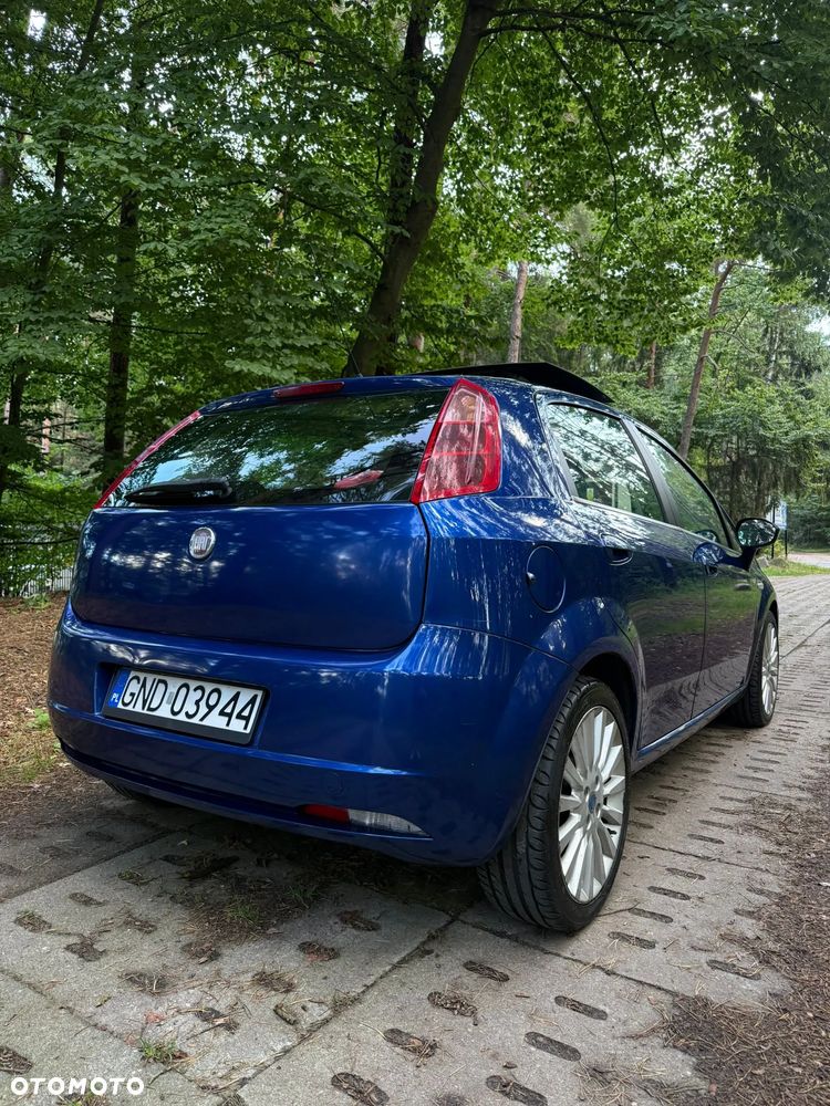 Fiat Grande Punto 1.9 Multijet 8V Emotion - 2