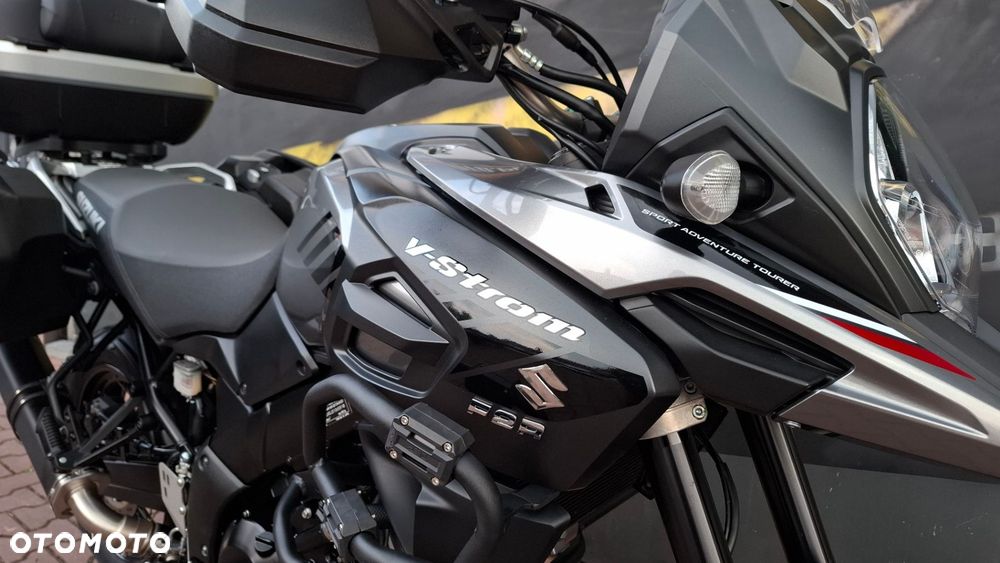Suzuki V-STROM - 19