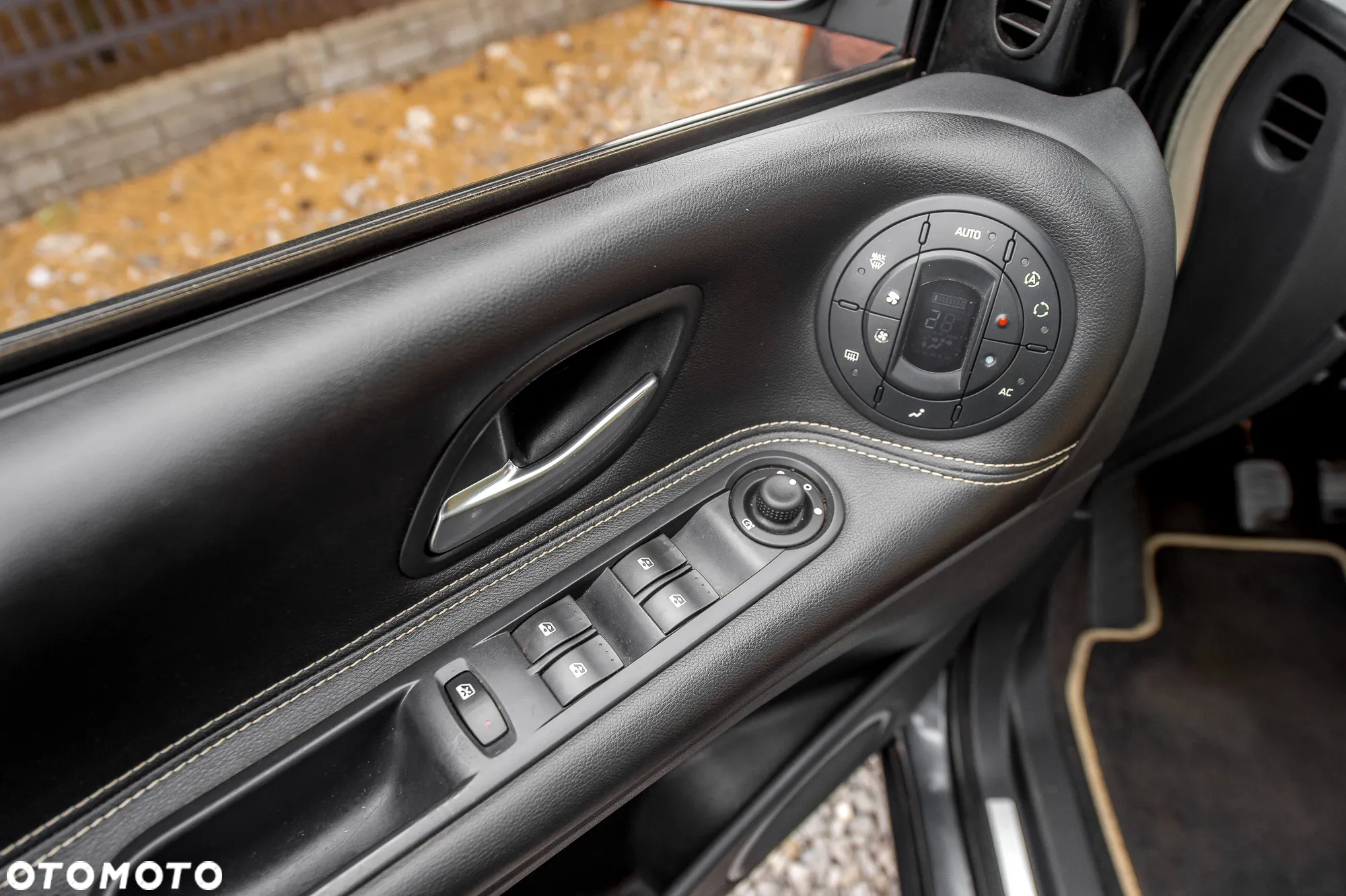 Renault Espace 2.0 Initiale - 28