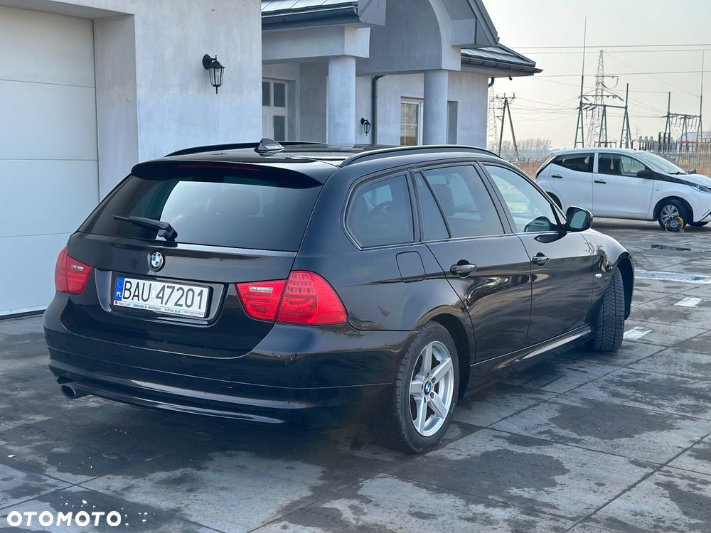 BMW Seria 3 320d xDrive - 3