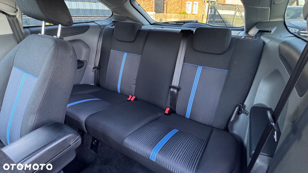 Ford Focus 1.6 16V Viva I - 10
