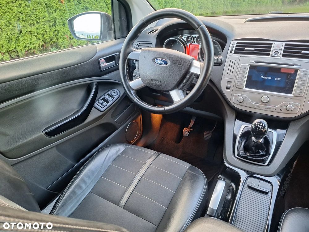 Ford Kuga - 6