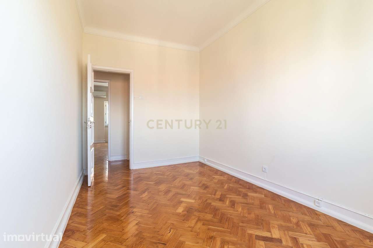 Apartamento T4 renovado, Bairro de São Miguel, Alvalade, Lisboa. Para - Grande imagem: 3/33