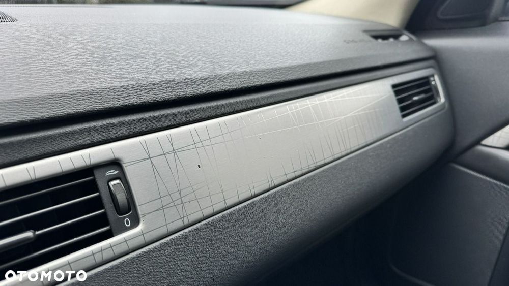 Volvo XC 70 2.4D AWD Kinetic - 14