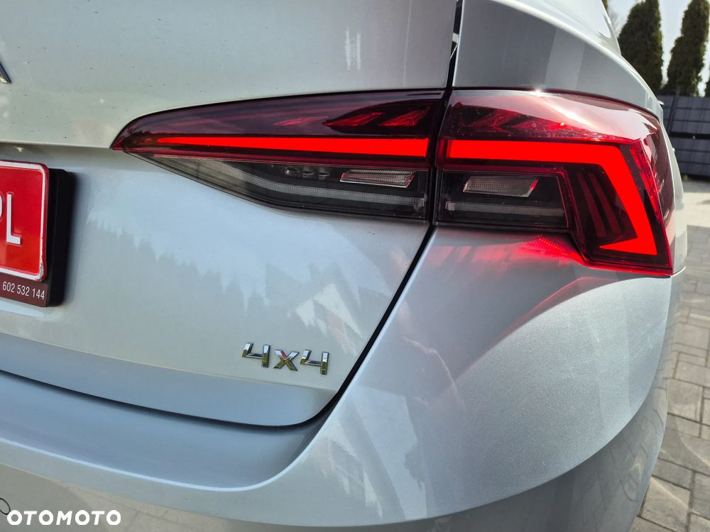 Skoda Octavia 2.0 TSI 4x4 Style DSG - 24