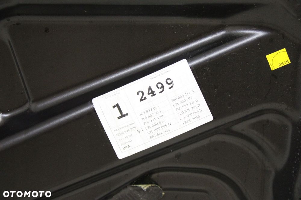 PORSCHE CAYENNE 02R- RAMKA PODNOŚNIK LEWY PRZÓD SZYBA - 3