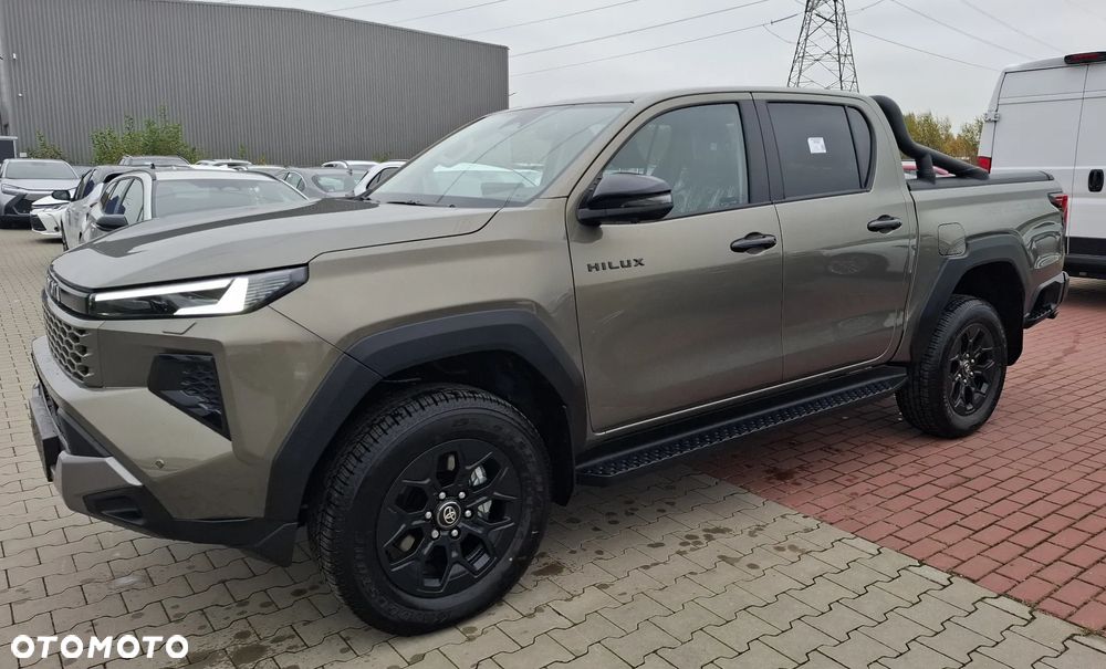 Toyota Hilux 2.8 D-4D Double Cab Invincible 4x4 - 4
