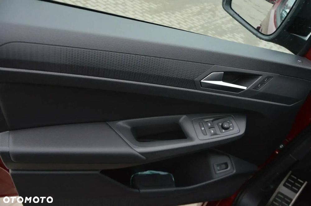 Volkswagen Caddy 1.5 TSI DSG - 8