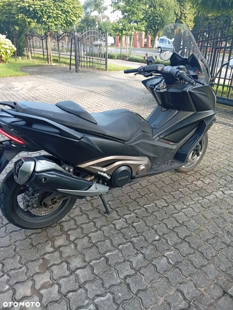Kymco AK 550 - 6