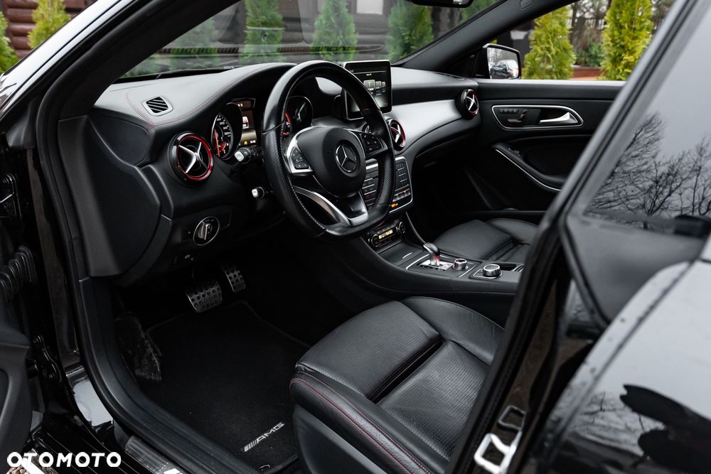 Mercedes-Benz CLA AMG 45 4Matic 7G-DCT - 19