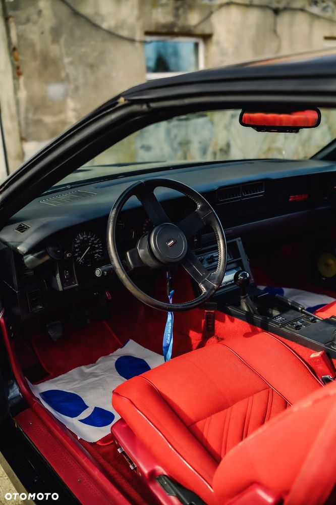 Chevrolet Camaro - 16