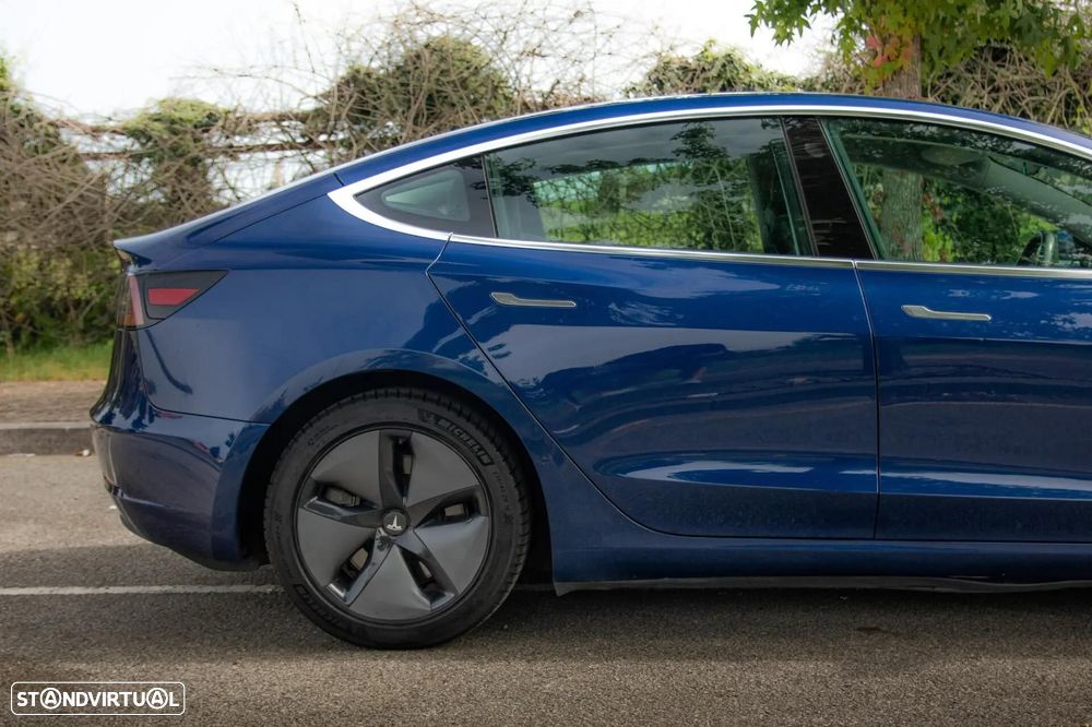 Tesla Model 3 Long-Range Dual Motor AWD - 33