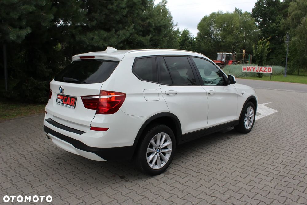 BMW X3 xDrive20d Luxury Line - 10