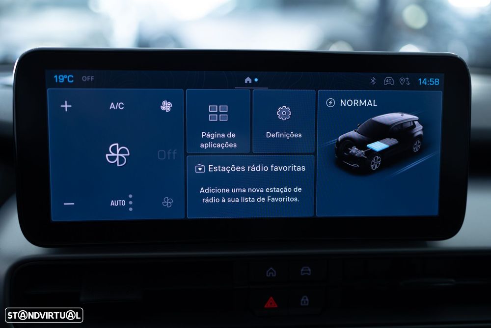 Jeep Avenger 54 kWh Altitude - 32