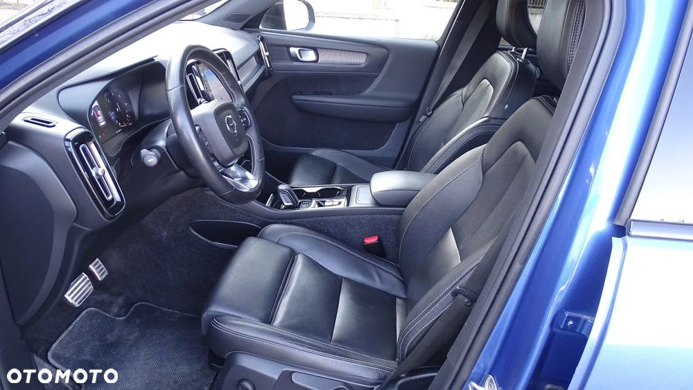 Volvo XC 40 D3 Momentum Pro - 12