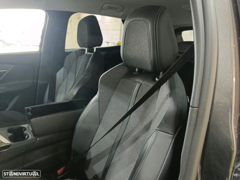 Peugeot 3008 1.6 Hybrid Allure Pack e-EAT8 - 5