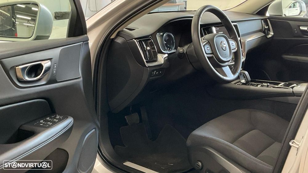 Volvo V60 2.0 T6 AWD TE Inscription Expression - 8