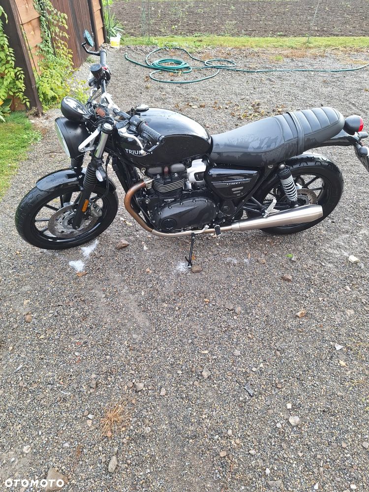 Triumph Street Twin - 13