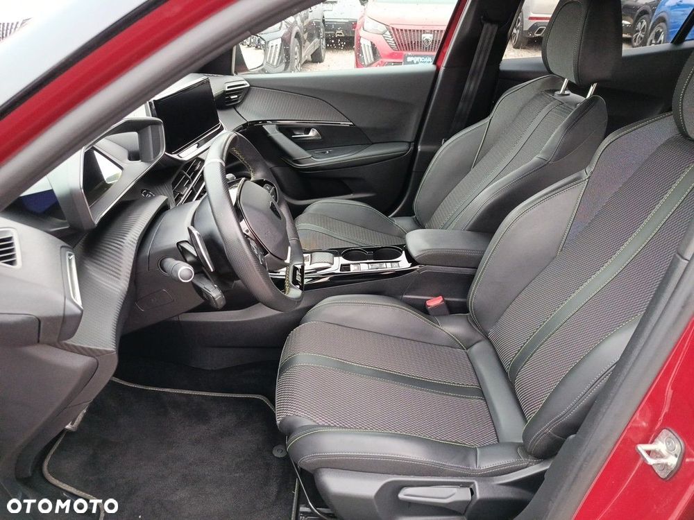 Peugeot 2008 1.2 PureTech Allure S&S EAT8 - 9