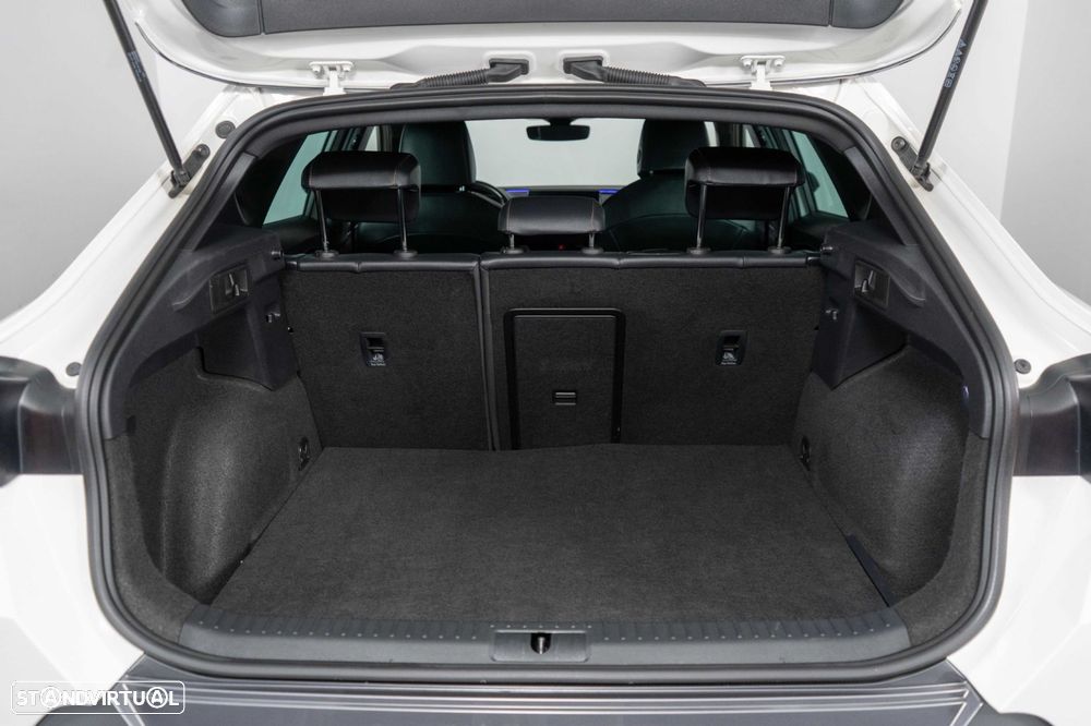 Cupra Formentor 1.4 e-Hybrid DSG - 25