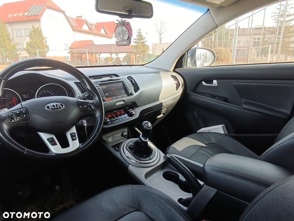 Kia Sportage 1.7 CRDI 2WD ISG Dream-Team Edition - 17