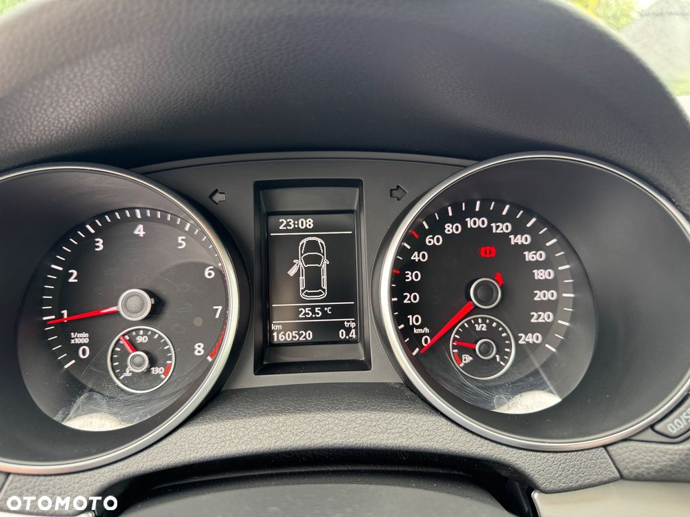 Volkswagen Golf - 16