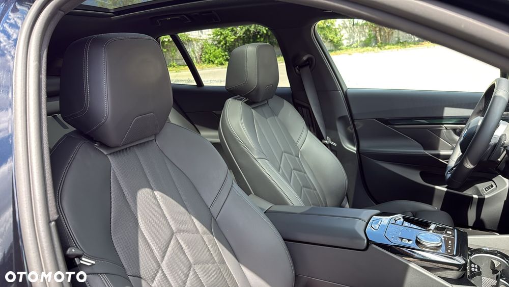 BMW Seria 5 520d xDrive - 31