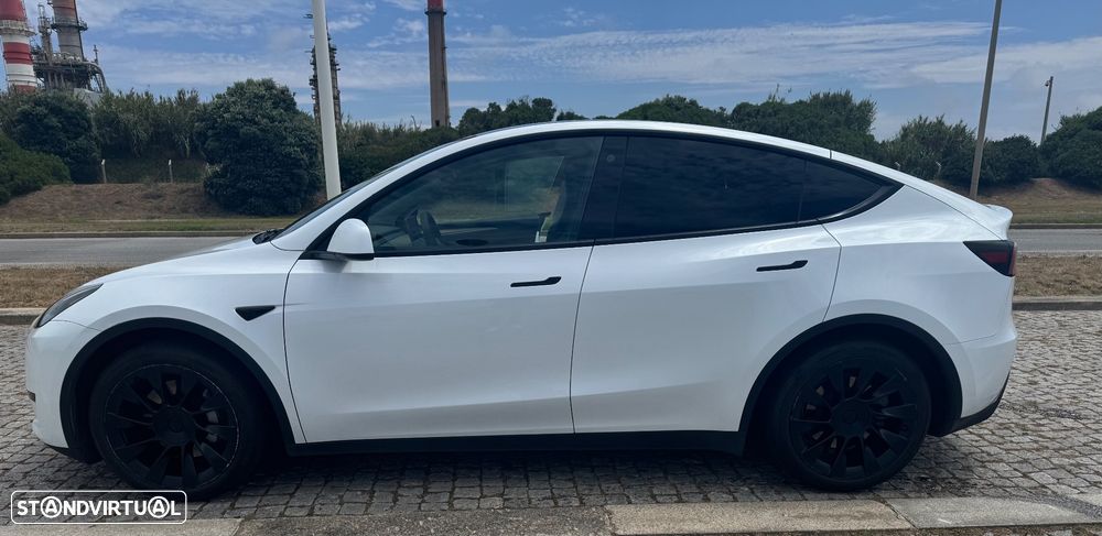 Tesla Model Y Tração Traseira - 2