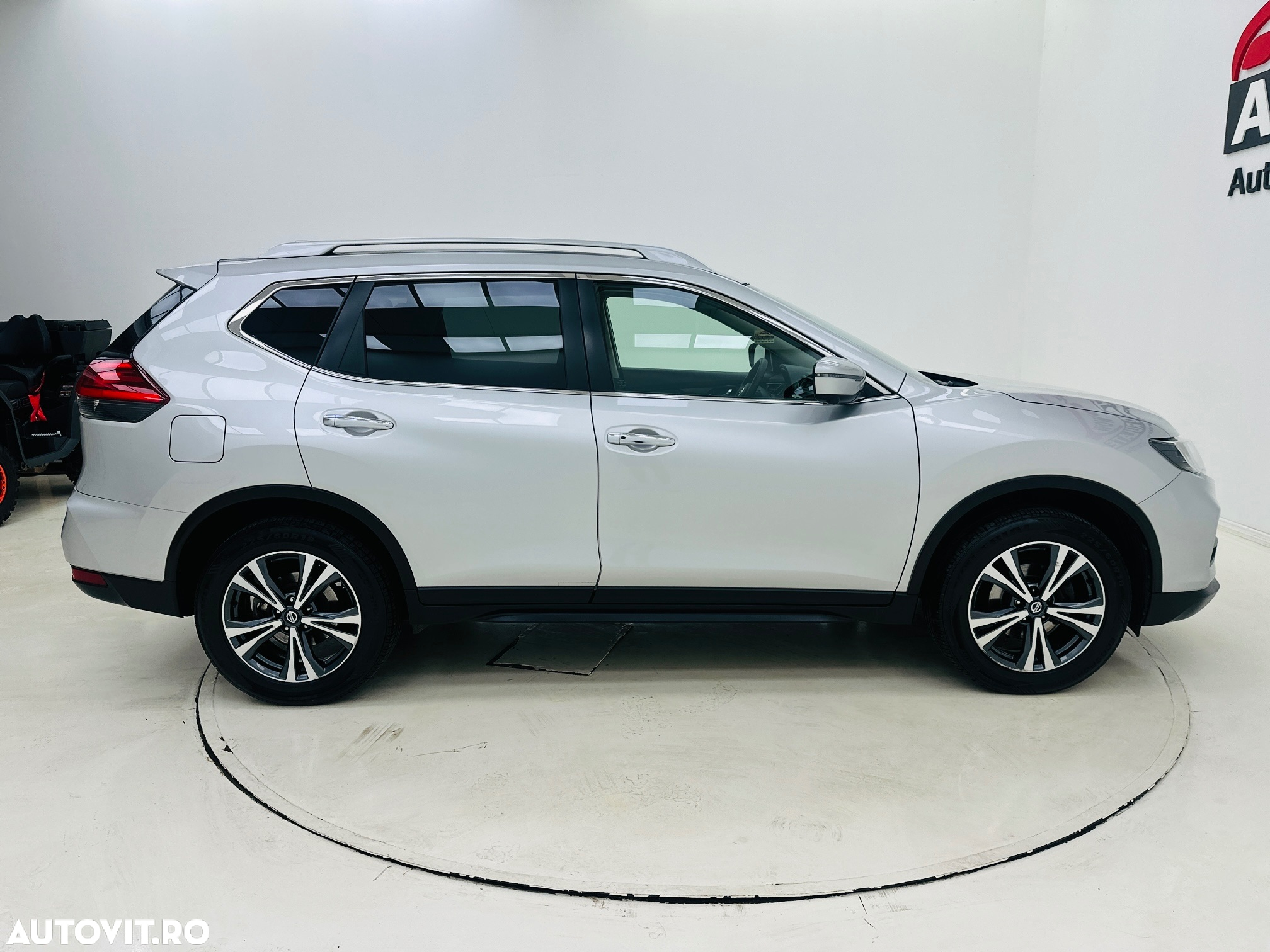 Nissan X-Trail - 9