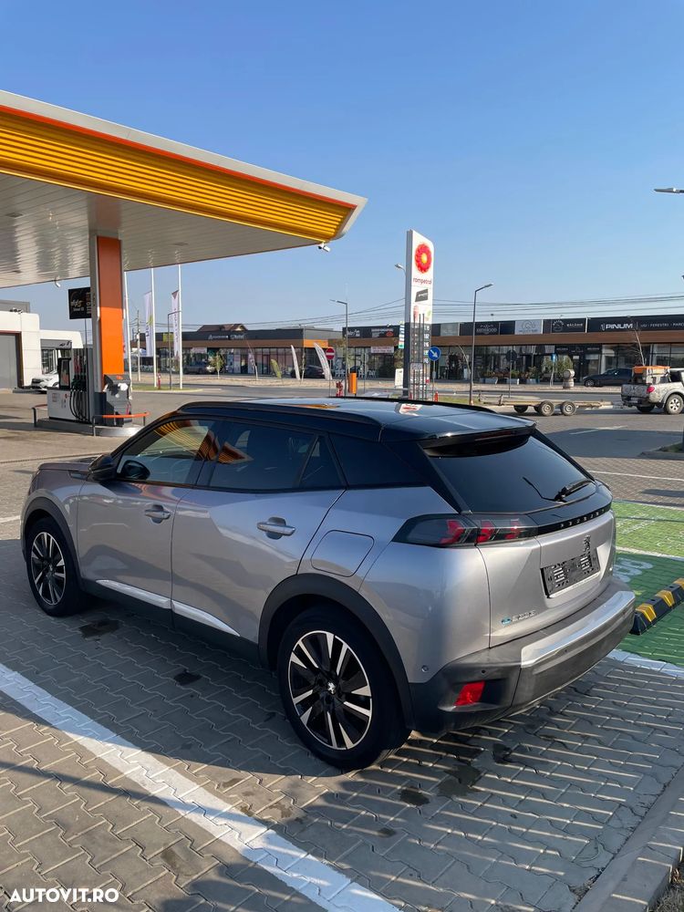 Peugeot 2008 50 kWh GT - 15