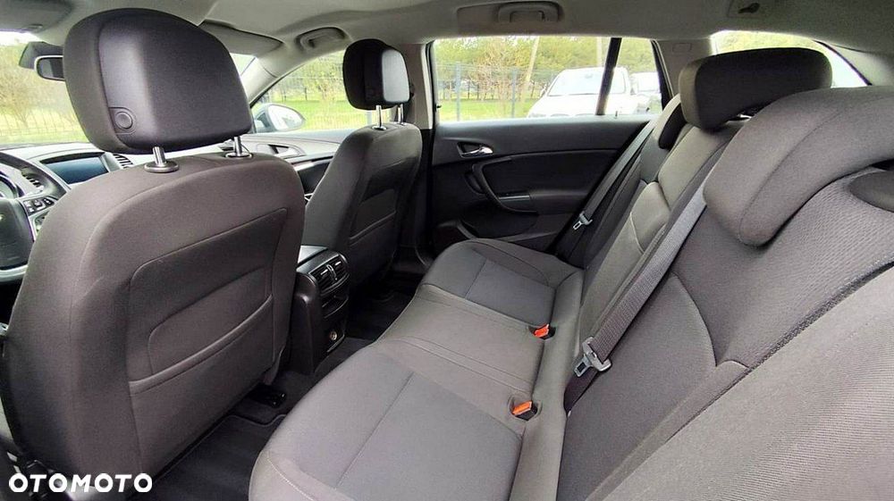 Opel Insignia - 13