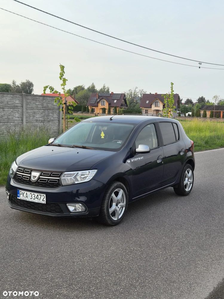 Dacia Sandero SCe 75 Essential - 1