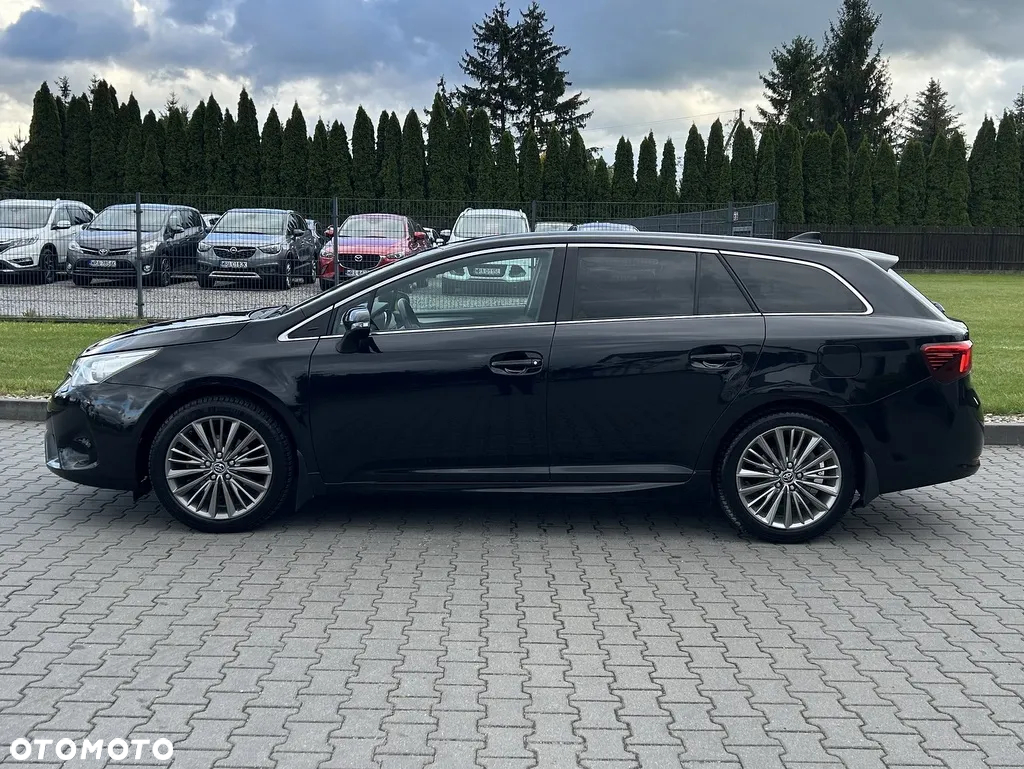 Toyota Avensis - 13