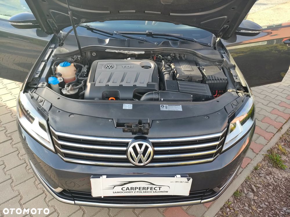 Volkswagen Passat 2.0 Blue TDI SCR Trendline - 34
