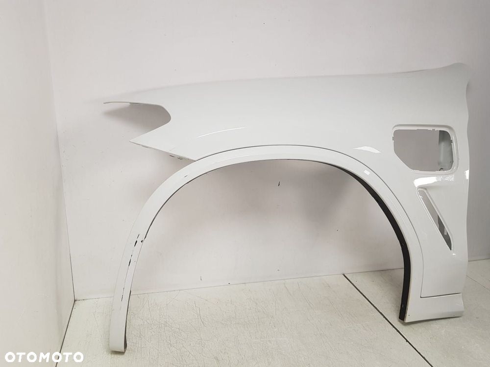BMW X3 G01 X4 G02 BŁOTNIK LISTWA LEWY PRZEDNI PRZÓD   A300 - 4