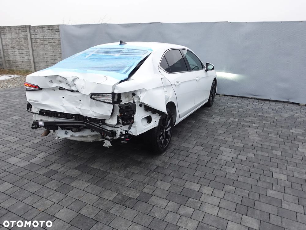 Skoda Superb 2.0 TDI DSG Selection - 13