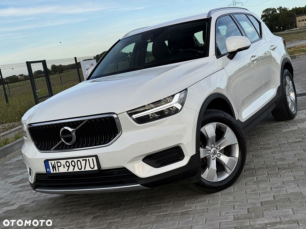 Volvo XC 40 D3 Momentum Pro - 1