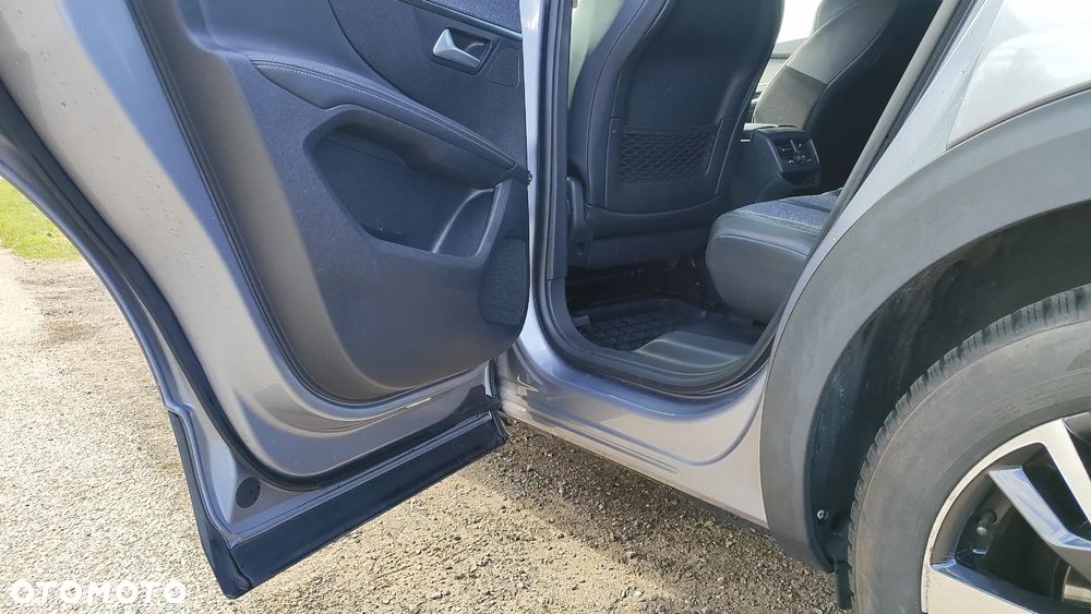 Peugeot 3008 1.5 BlueHDi Allure S&S EAT8 - 12