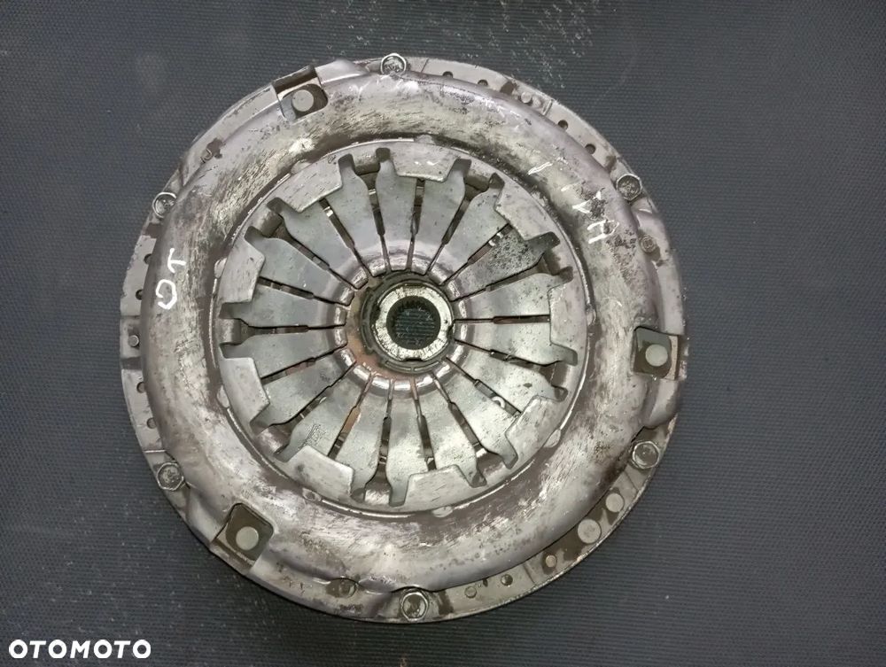 Sprzęgło Nissan Tiida - 1