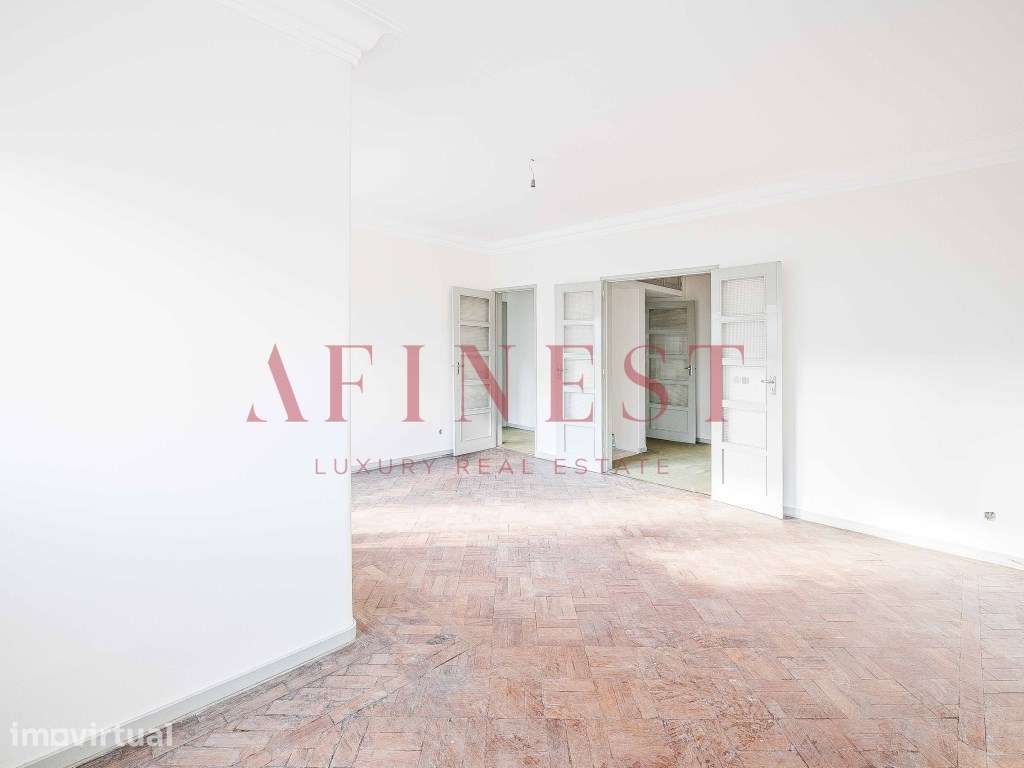 APARTAMENTO T9 NA RUA PASCOAL DE MELO | LISBOA - Grande imagem: 4/60
