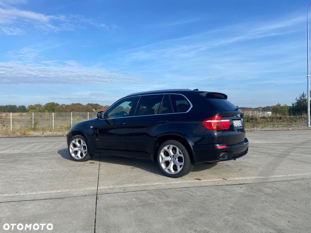 BMW X5 4.8i xDrive - 3