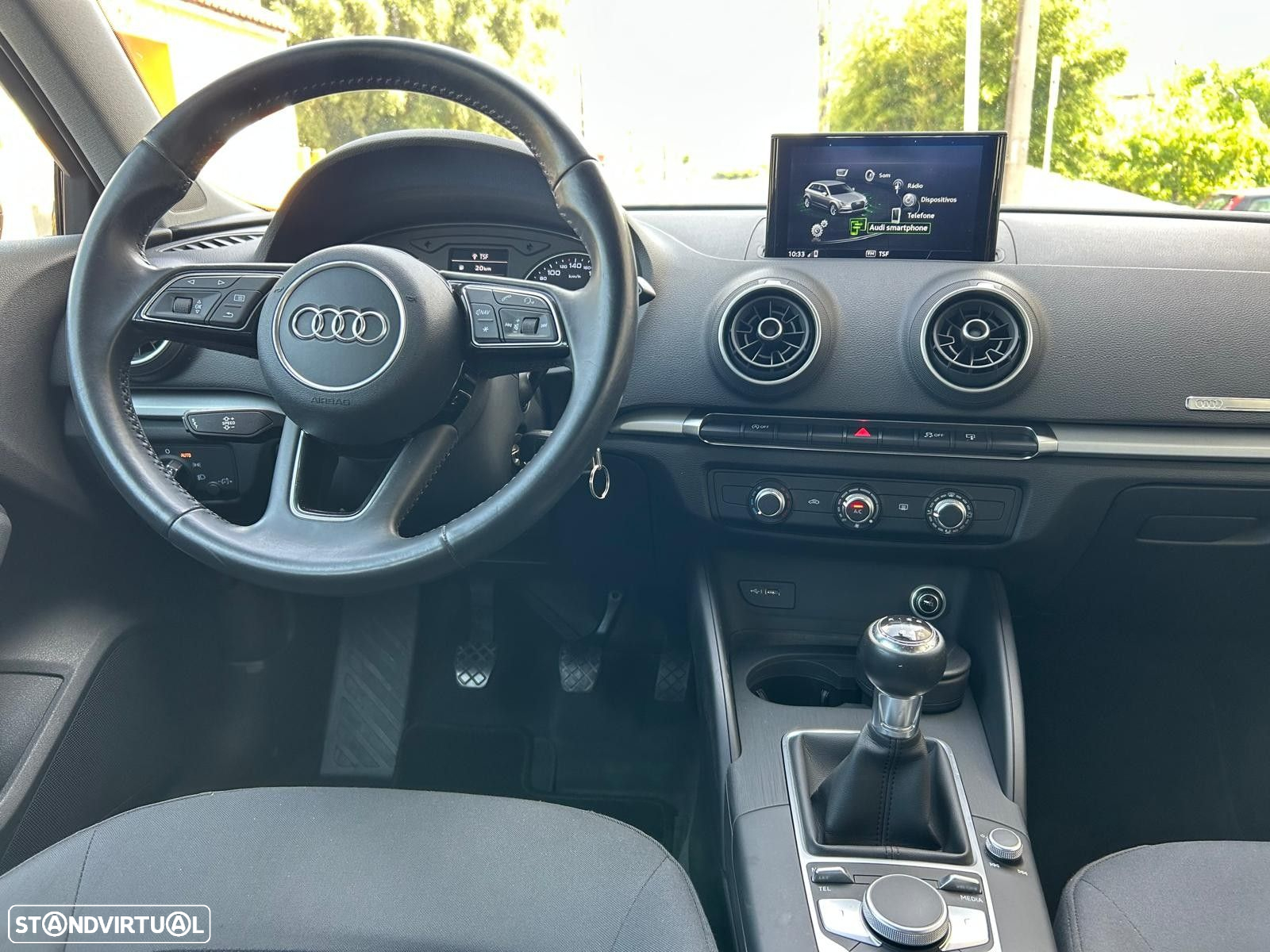 Audi A3 Sportback 1.6 TDI Attraction Ultra - 20