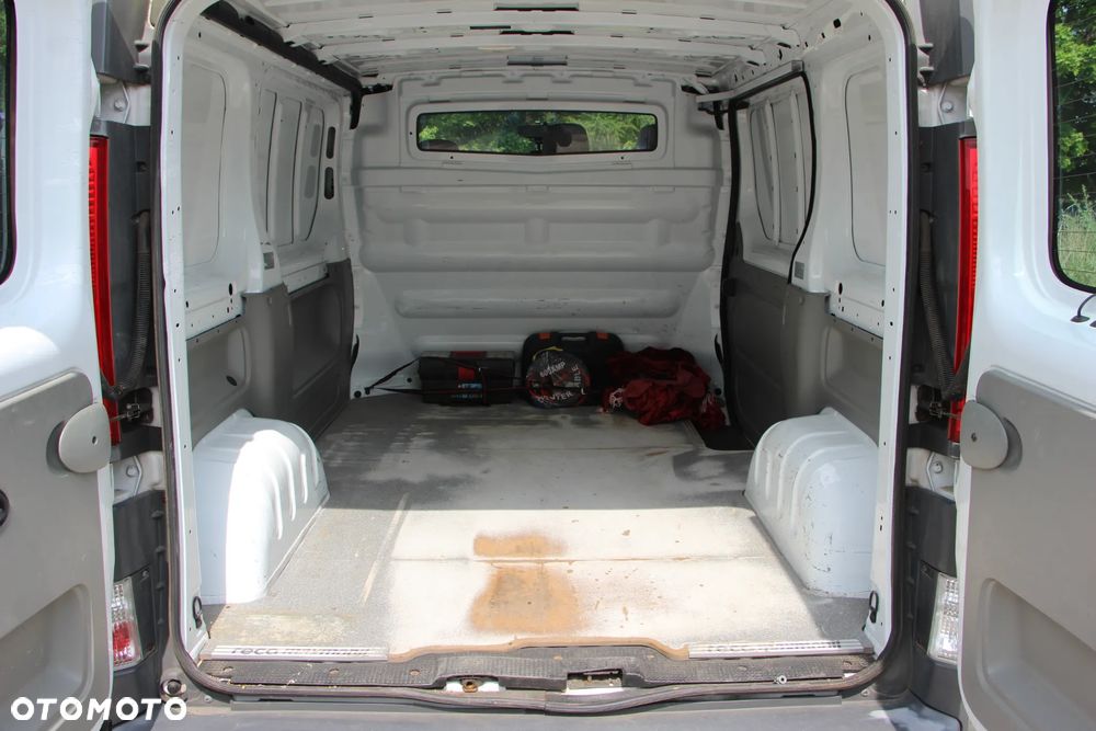 Opel Vivaro - 6