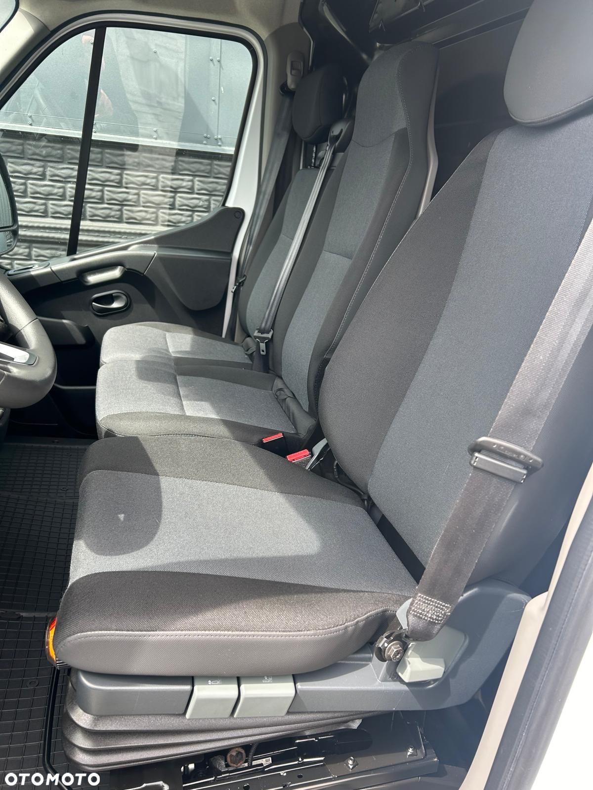 Renault Master - 15