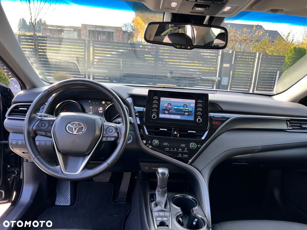 Toyota Camry 2.5 Hybrid Comfort CVT - 35