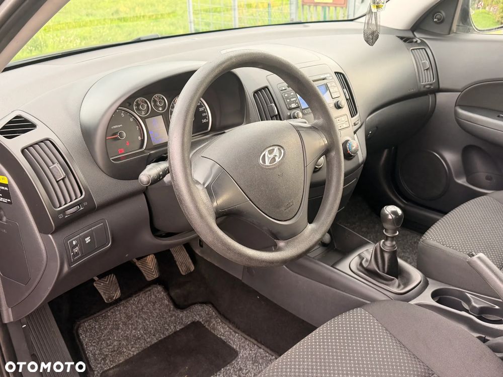 Hyundai i30 1.4 Base - 13