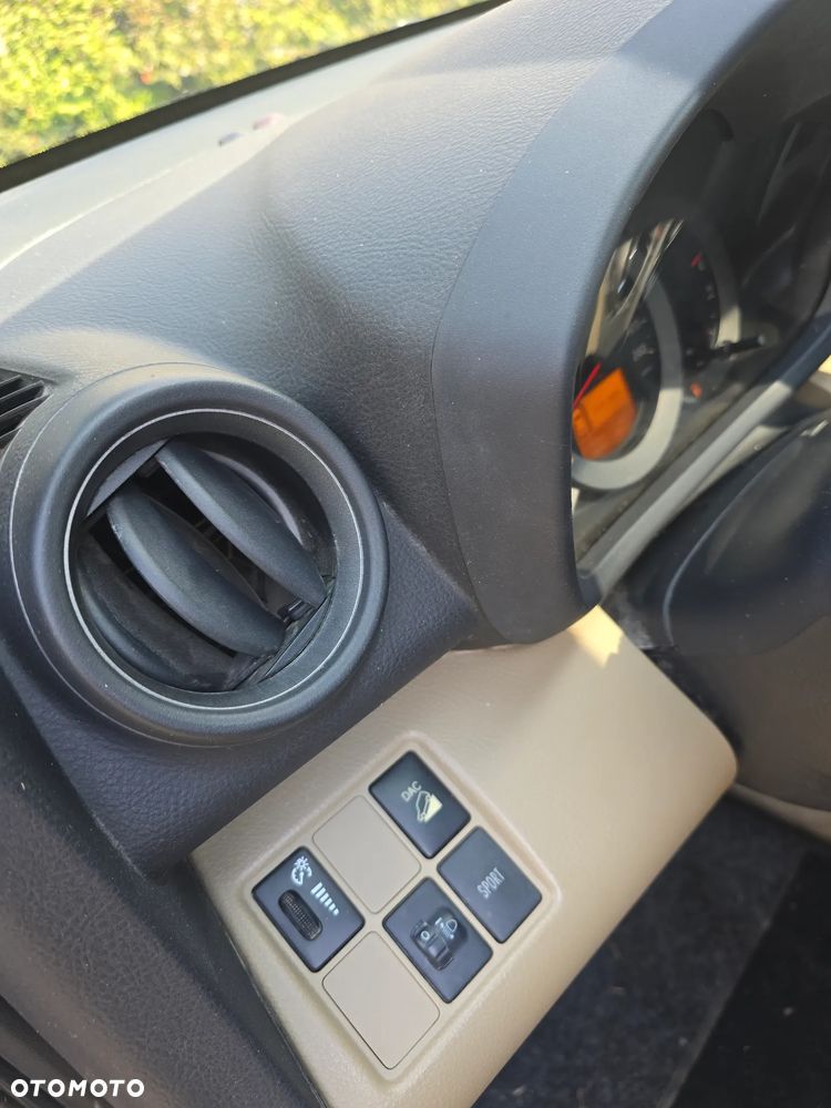 Toyota RAV4 2.2 D-4D 4x4 Automatik Travel - 19