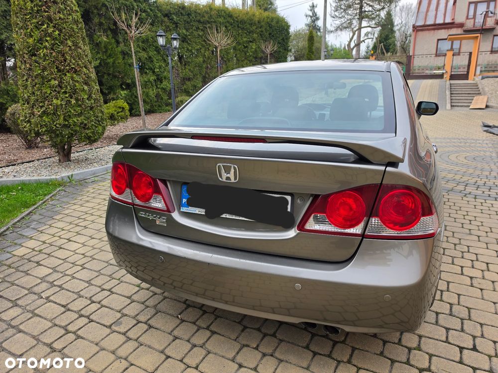 Honda Civic 1.8 Comfort - 10